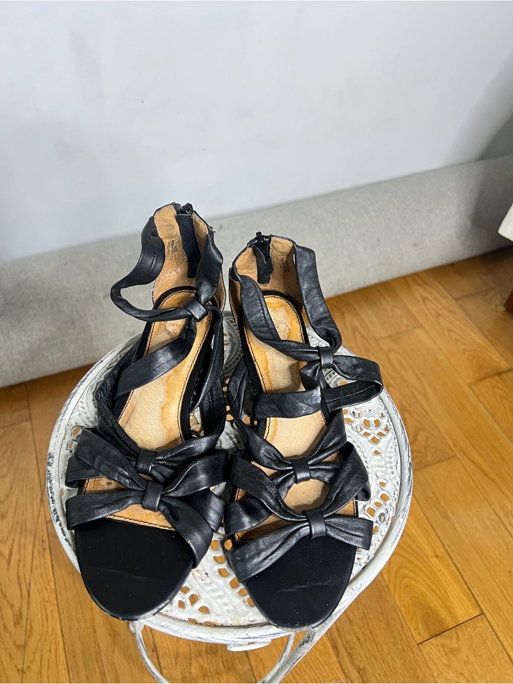 Anthropologie LUCKY PENNY Triple Cinch Black Leather Sandals Sz 6.5